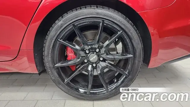 Genesis G70 2019 — Photo 10/34