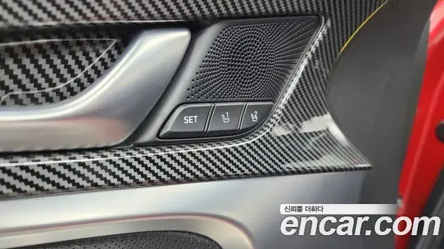 Genesis G70 2019 — Photo 9/34