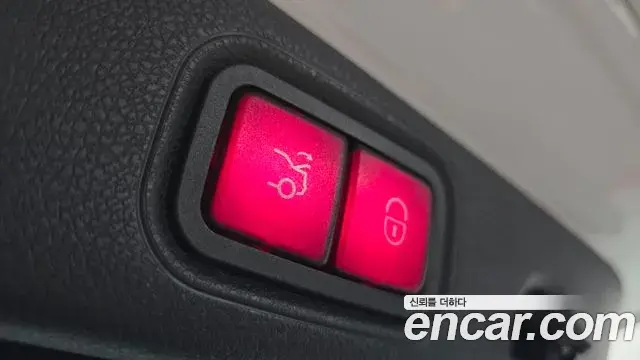 Mercedes-Benz E-Class 2019 — Şəkil 15/30