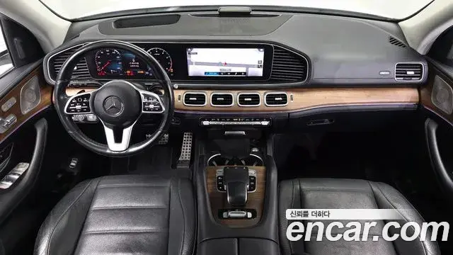 Mercedes-Benz GLE-Class 2019 — Şəkil 3/31