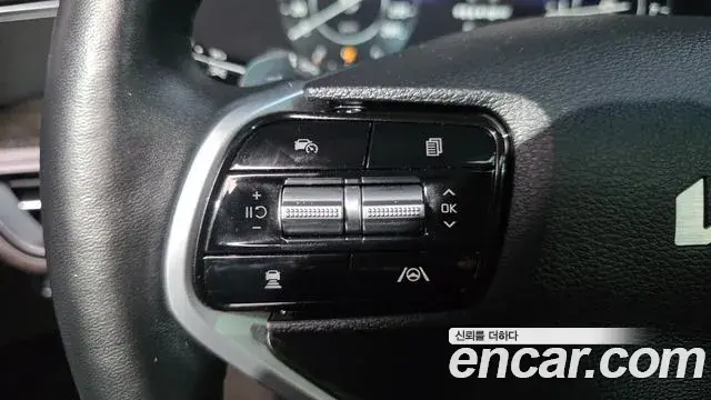 Kia K8 2022 — Şəkil 25/34