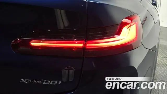 BMW X4 2023 — Şəkil 18/32