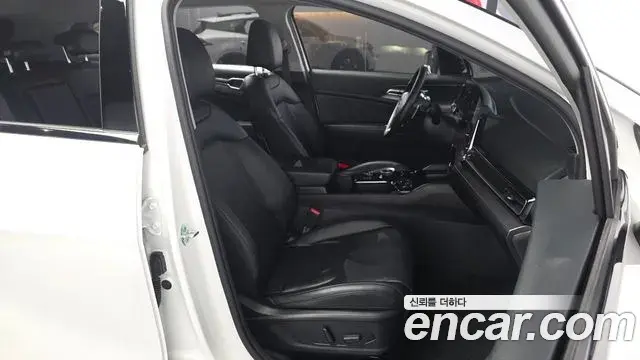Kia Sportage 2022 — Photo 11/32