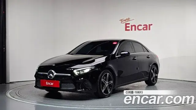 Mercedes-Benz A-Class 2020 — Photo 20/20
