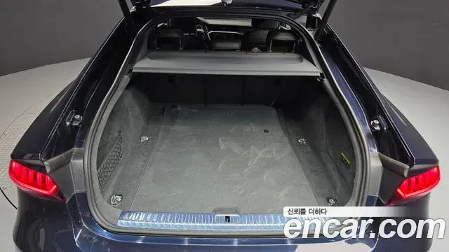 Audi A7 2020 — Photo 17/20