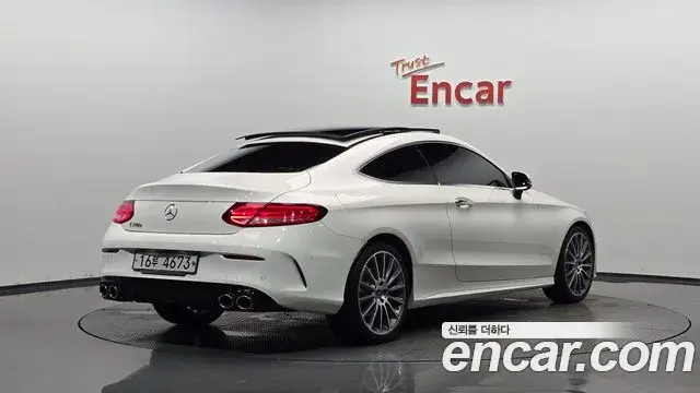 Mercedes-Benz C-Class 2018 — Фото 2/20