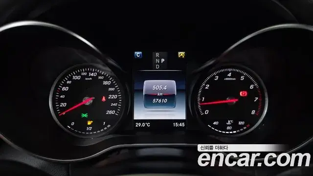 Mercedes-Benz C-Class 2018 — Фото 8/20