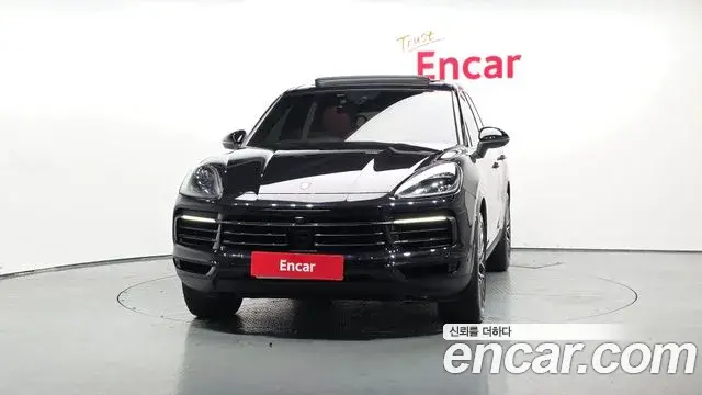 Porsche Cayenne 2020 — Şəkil 11/35