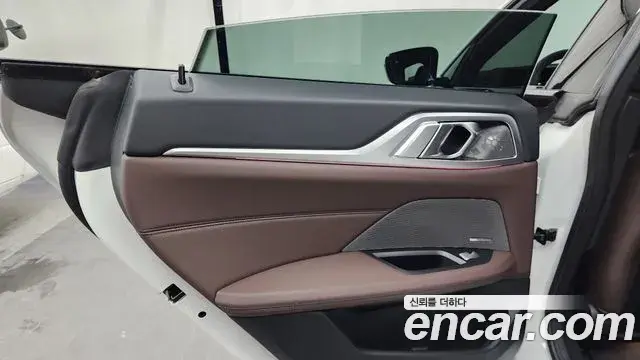 BMW 4 Series 2024 — Photo 31/34