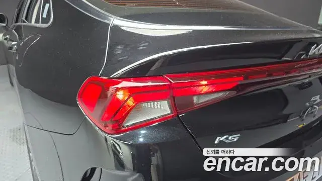 Kia K5 2022 — Şəkil 8/31