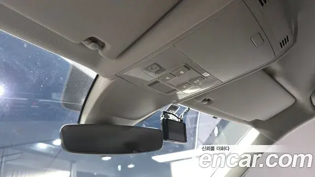 Volkswagen Tiguan 2018 — ფოტო 12/34