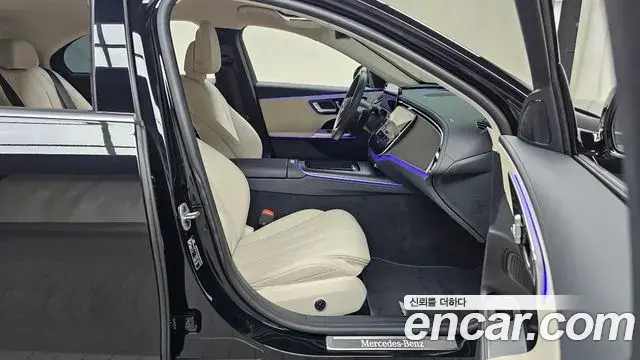 Mercedes-Benz E-Class 2024 — Photo 5/30