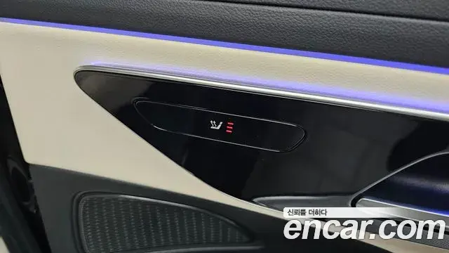 Mercedes-Benz E-Class 2024 — Photo 19/30