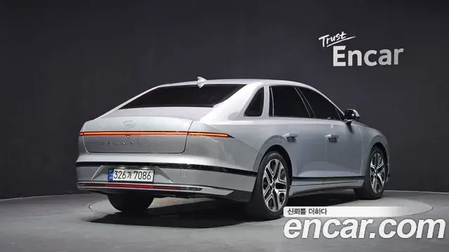 Hyundai Grandeur Hybrid 2023 — Şəkil 15/20
