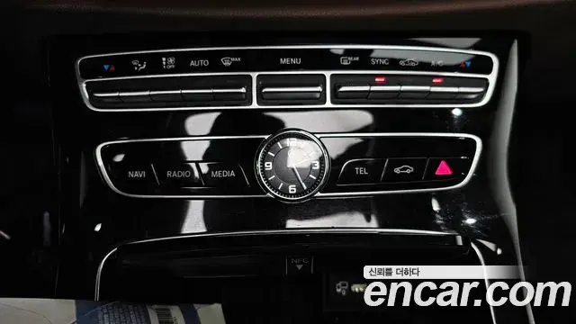 Mercedes-Benz E-Class 2019 — Şəkil 14/35