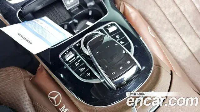 Mercedes-Benz E-Class 2019 — Şəkil 26/35