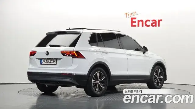Volkswagen Tiguan 2020 — Фото 2/20