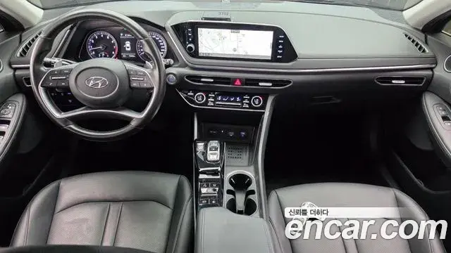 Hyundai Sonata 2022 — Фото 7/20