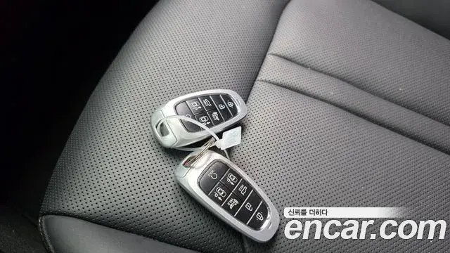 Hyundai Sonata Hybrid 2022 — Photo 18/30