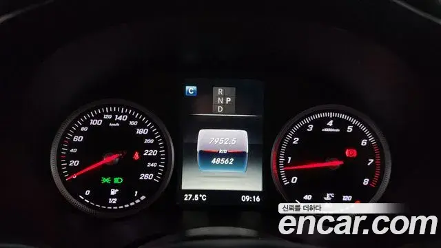 Mercedes-Benz GLC-Class 2019 — Photo 17/31