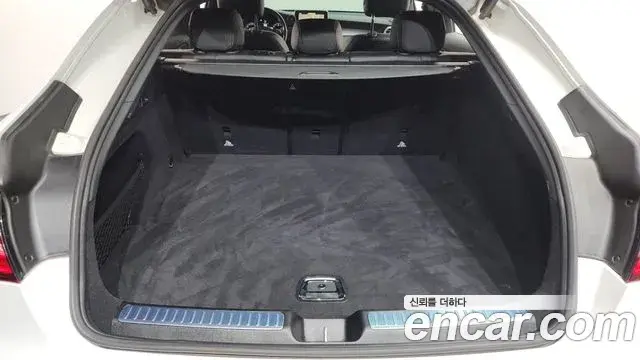 Mercedes-Benz GLC-Class 2019 — Photo 24/31
