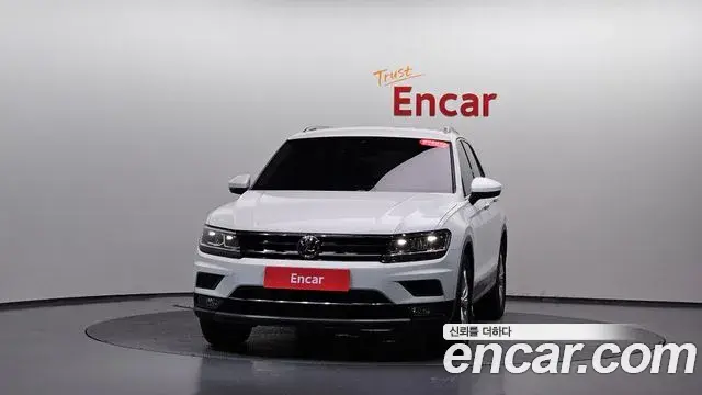 Volkswagen Tiguan 2018 — Фото 3/20