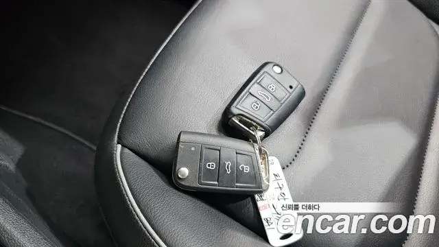 Volkswagen Tiguan 2018 — Фото 15/20
