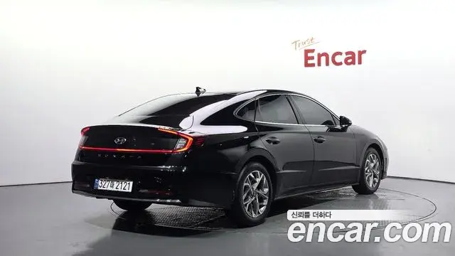 Hyundai Sonata Hybrid 2022 — Şəkil 31/34