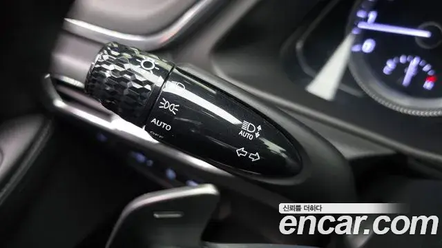 Hyundai Sonata Hybrid 2022 — Şəkil 13/34