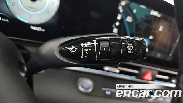 Hyundai The New Avante Hybrid 2022 — Photo 8/33