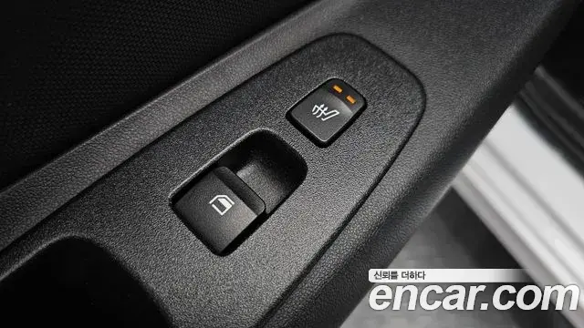 Hyundai The New Avante Hybrid 2022 — Photo 31/33