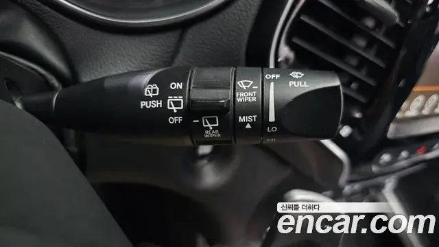 Jeep Cherokee 2021 — Photo 4/35