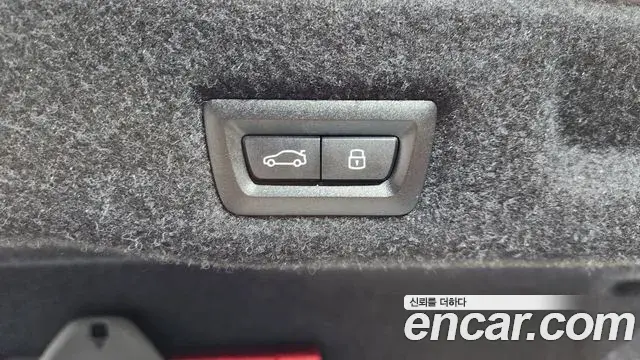 BMW 5 Series 2025 — Photo 3/35