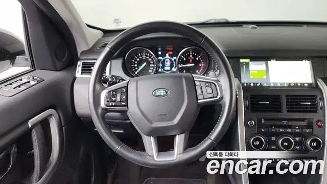 Land Rover Discovery Sport 2018 — Фото 14/20