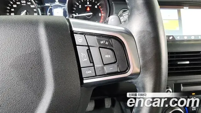 Land Rover Discovery Sport 2018 — Фото 18/20