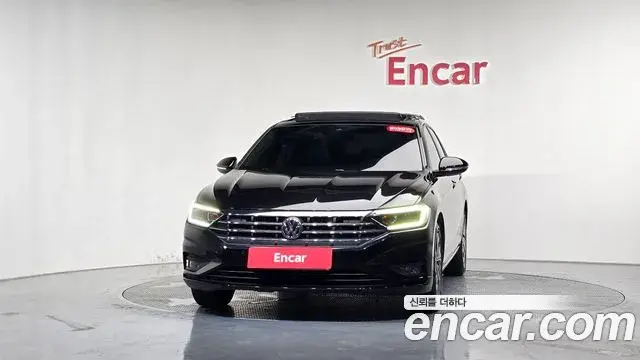 Volkswagen Jetta 2021 — Şəkil 8/30