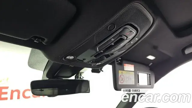 Audi Q5 2023 — Şəkil 15/35