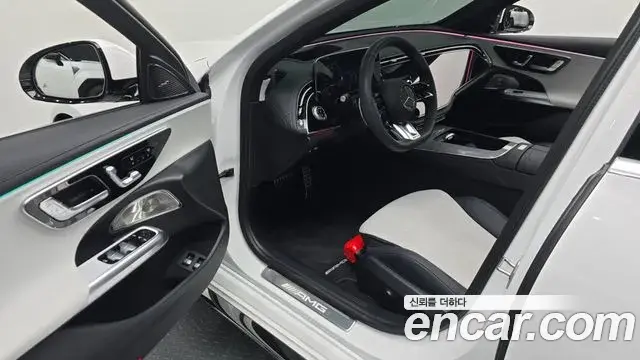 Mercedes-Benz E-Class 2025 — Фото 10/20