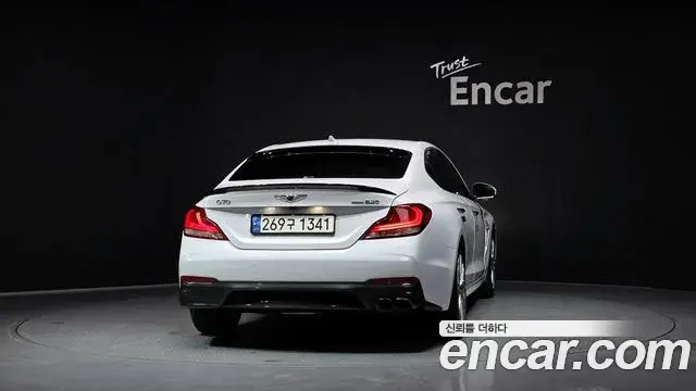 Genesis G70 2018 — Фото 4/20