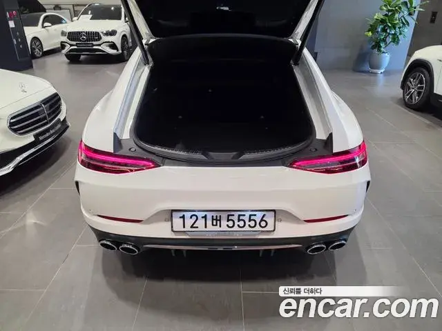 Mercedes-Benz AMG GT 2025 — Фото 13/20
