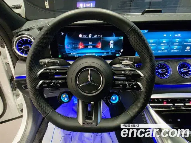 Mercedes-Benz AMG GT 2025 — Фото 17/20