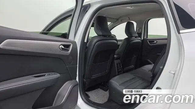 Renault Samsung XM3 2023 — ფოტო 17/32
