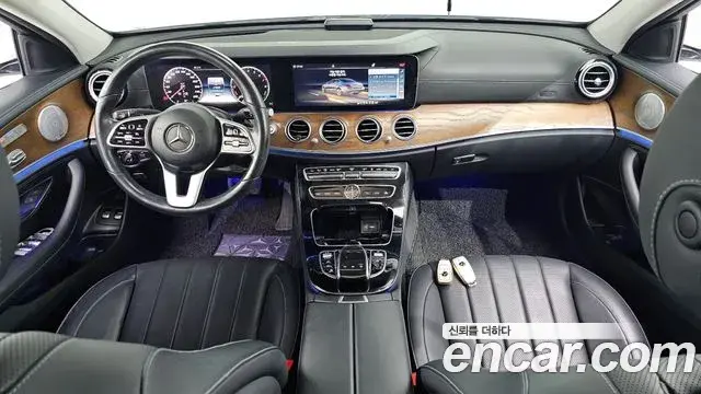 Mercedes-Benz E-Class 2019 — Şəkil 6/20