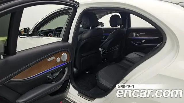 Mercedes-Benz E-Class 2019 — Şəkil 5/20