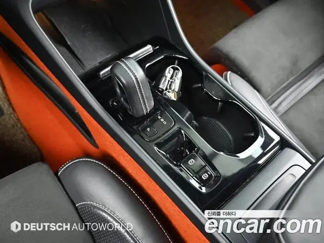 Volvo XC40 2019 — Şəkil 4/20