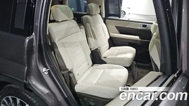 Hyundai Santa Fe 2024 — Фото 11/20
