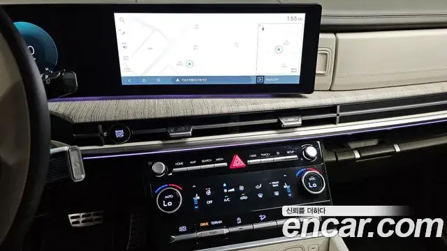Hyundai Santa Fe 2024 — Фото 17/20