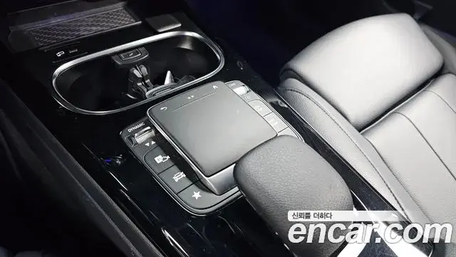 Mercedes-Benz A-Class 2021 — Photo 22/30