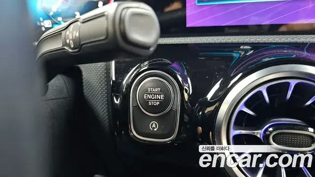 Mercedes-Benz A-Class 2021 — Photo 14/30