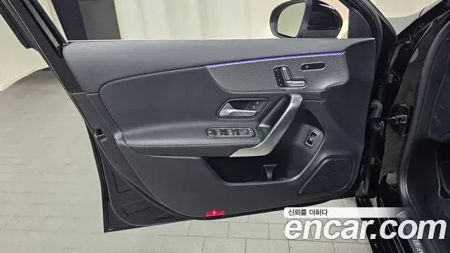 Mercedes-Benz A-Class 2021 — Photo 11/30